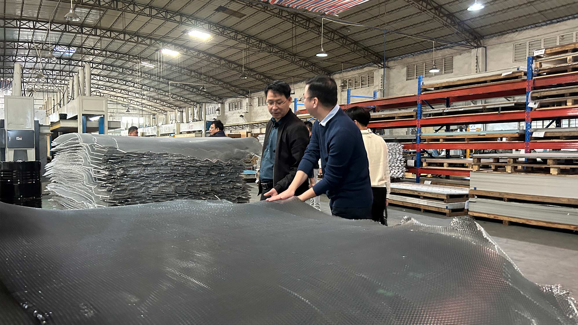 廣西省北流市領導蒞臨廣州市桂彬建材有限公司參觀考察